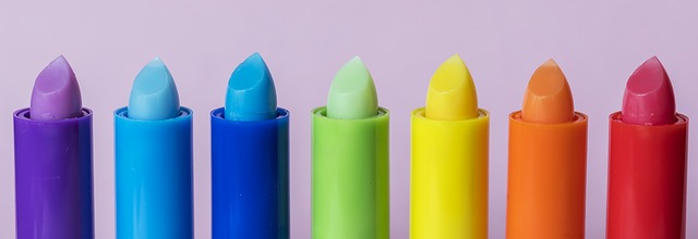 Ako si urobiť make-up sama doma?